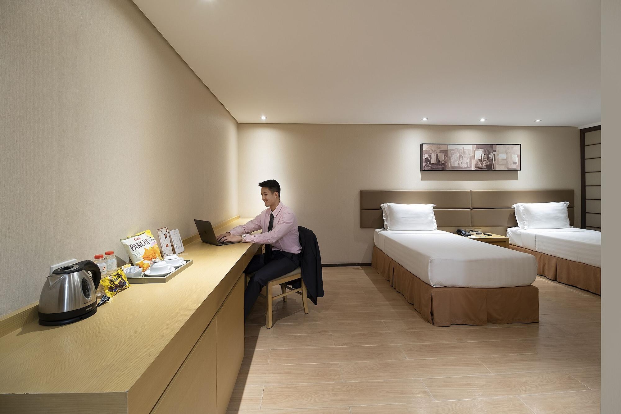 Jinjiang - Makati