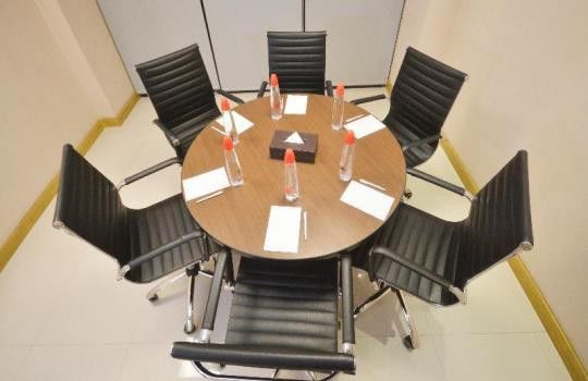 Jinjiang - Makati Hotel 3*