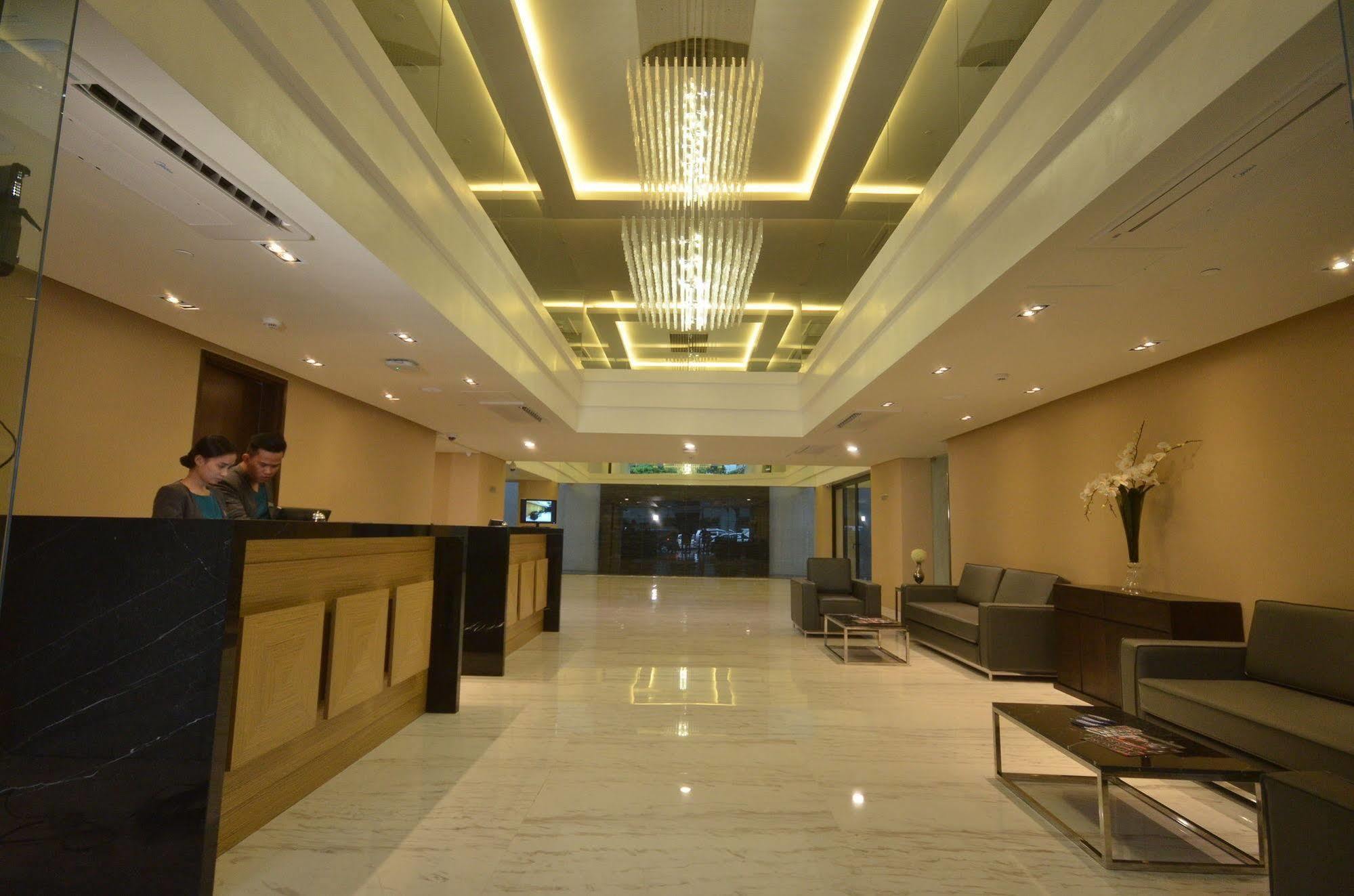 Jinjiang - Makati 3* Makati City